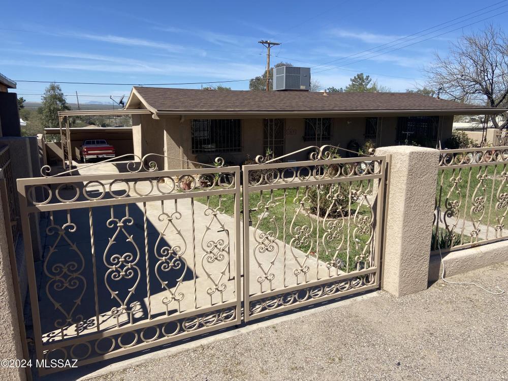 10218 Suncrest, 22406350, Tucson, Single Family Residence,  for sale, Aaron Lieberman, TIERRA ANTIGUA REALTY
