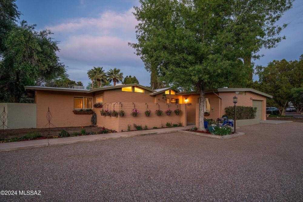 2801 Kleindale Rd, 22410287, Tucson, Single Family Residence,  for sale, Aaron Lieberman, TIERRA ANTIGUA REALTY
